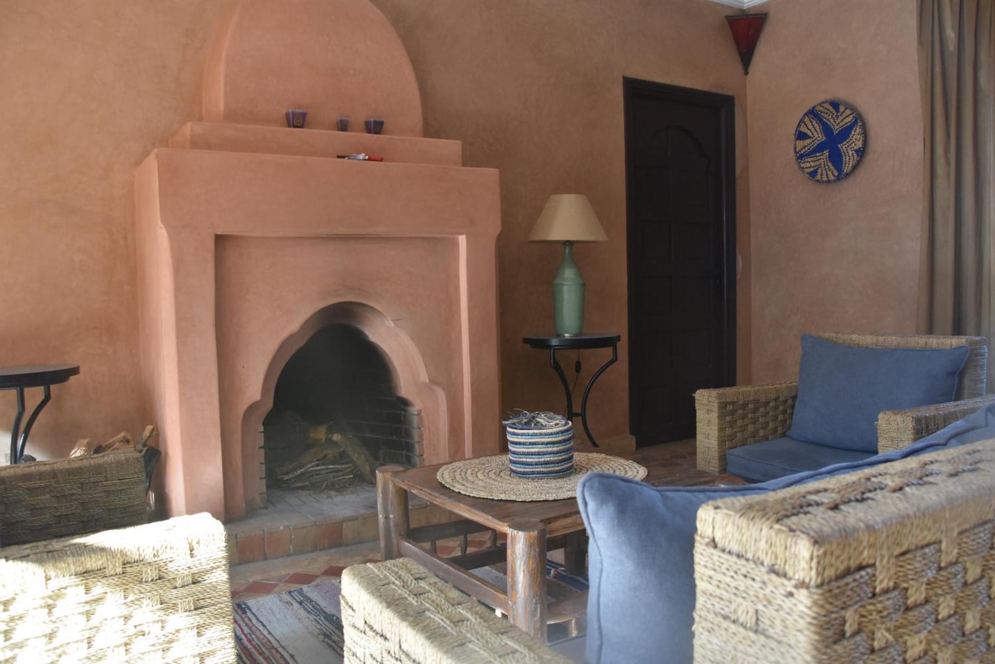Domaine De L'Arganeraie Hotel Ghazoua Bagian luar foto