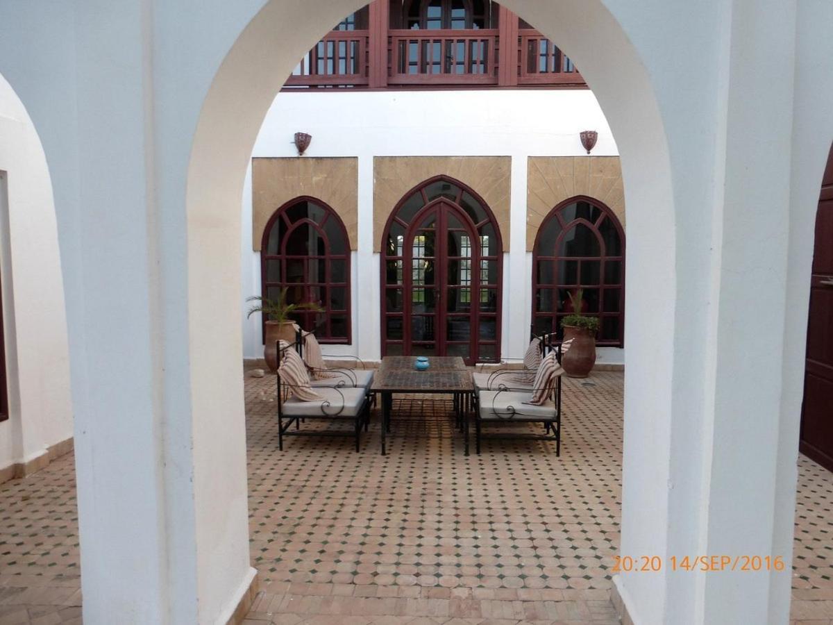 Domaine De L'Arganeraie Hotel Ghazoua Bagian luar foto