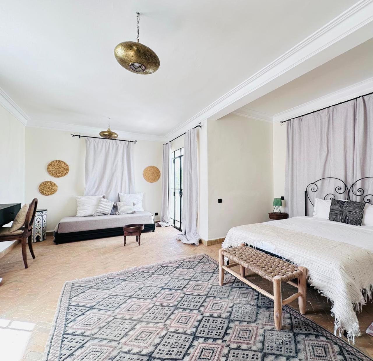 Domaine De L'Arganeraie Hotel Ghazoua Bagian luar foto